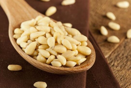 Parasites cedar nuts